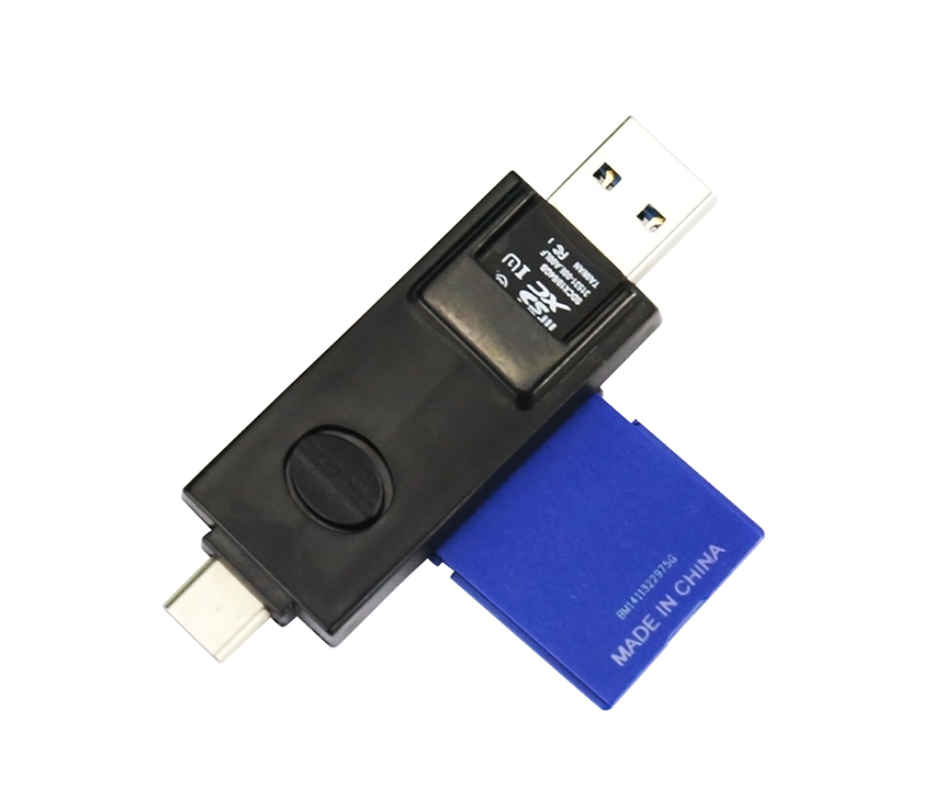 UC390 Type-C / USB A Card Reader